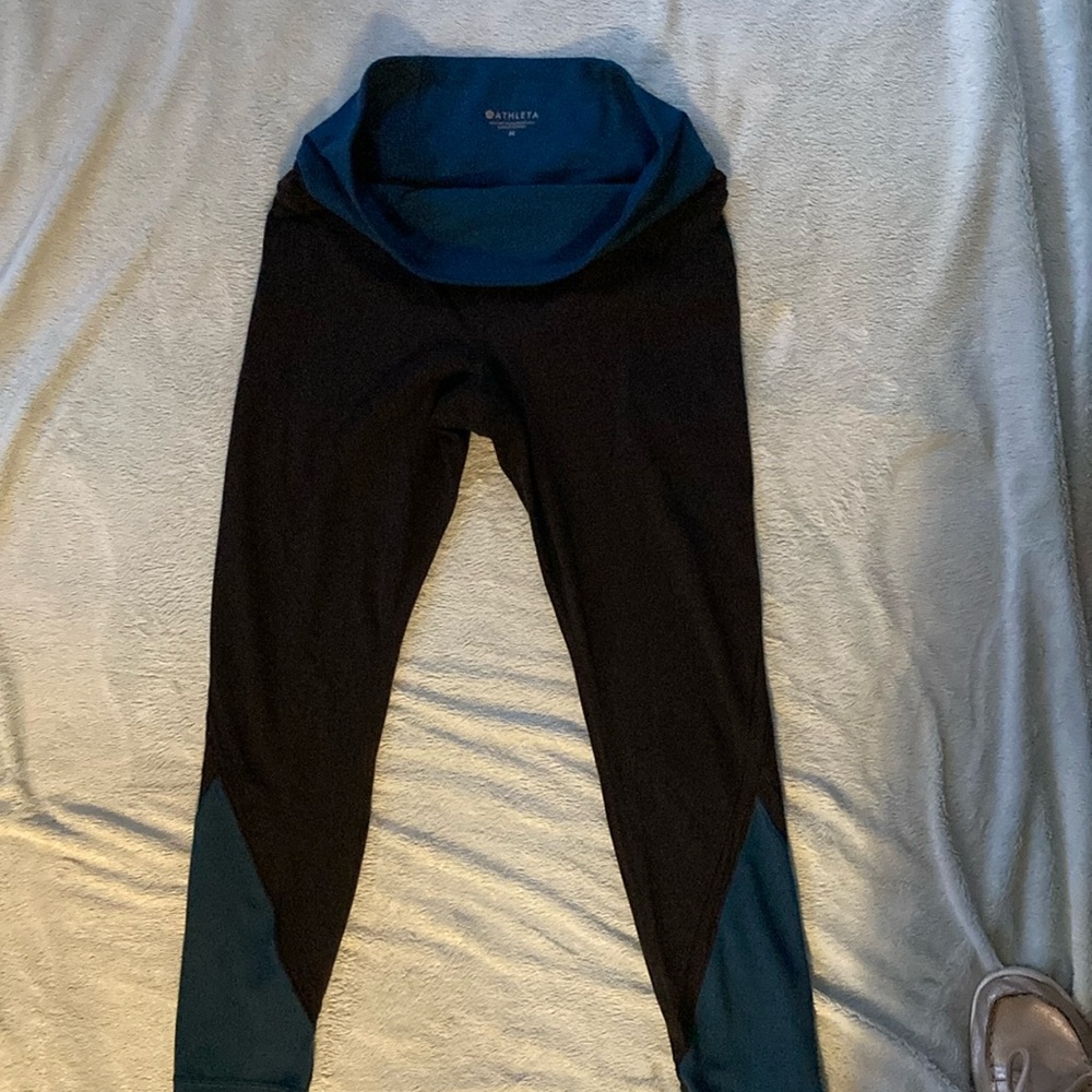 LEGGINGS. Atheleta two tone skinny leggings , size M. Great condition